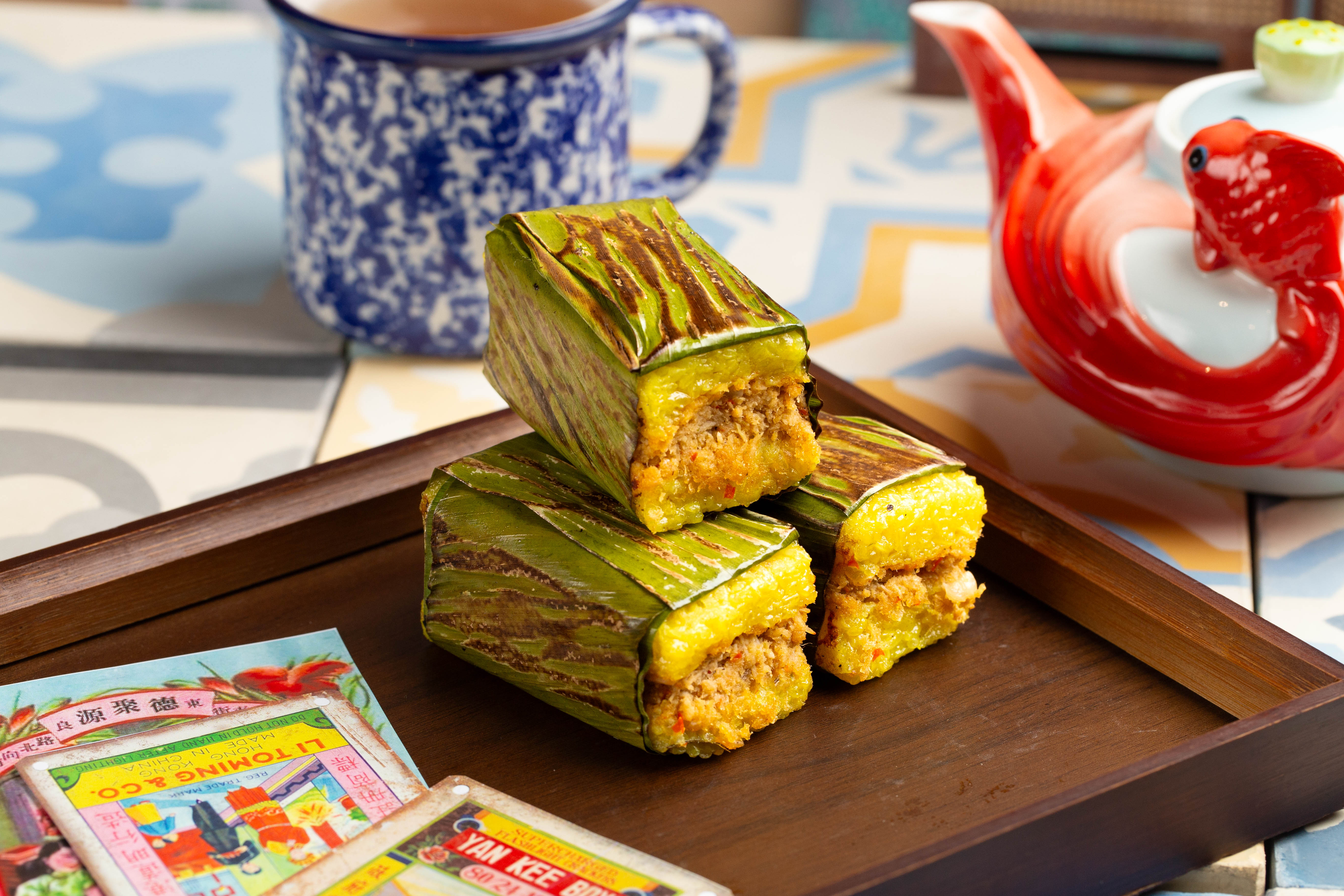 Lemper Emas isian ayam pedas
